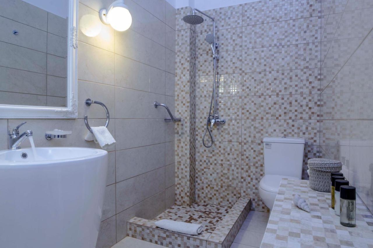 Villa Skiadeni Chalki Town Екстериор снимка